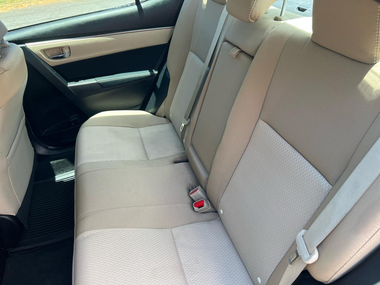 Toyota Corolla LE 2016