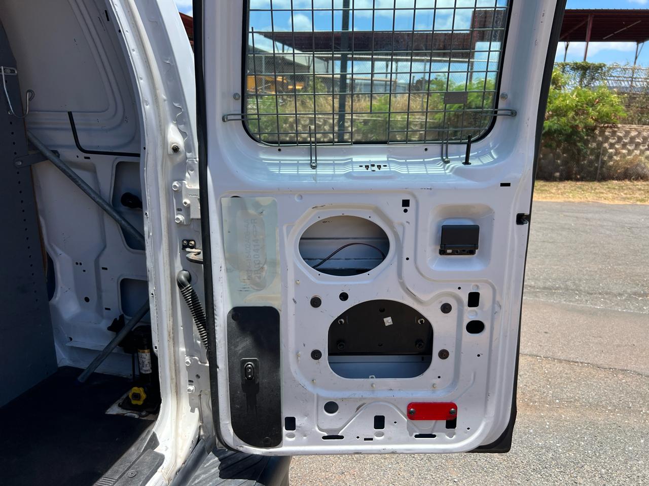 Ford Econoline E-350 Super Duty 2014
