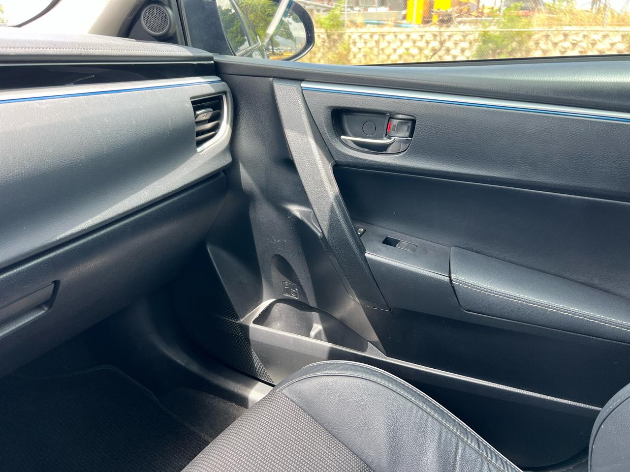 Toyota Corolla S Premium CVT 2015