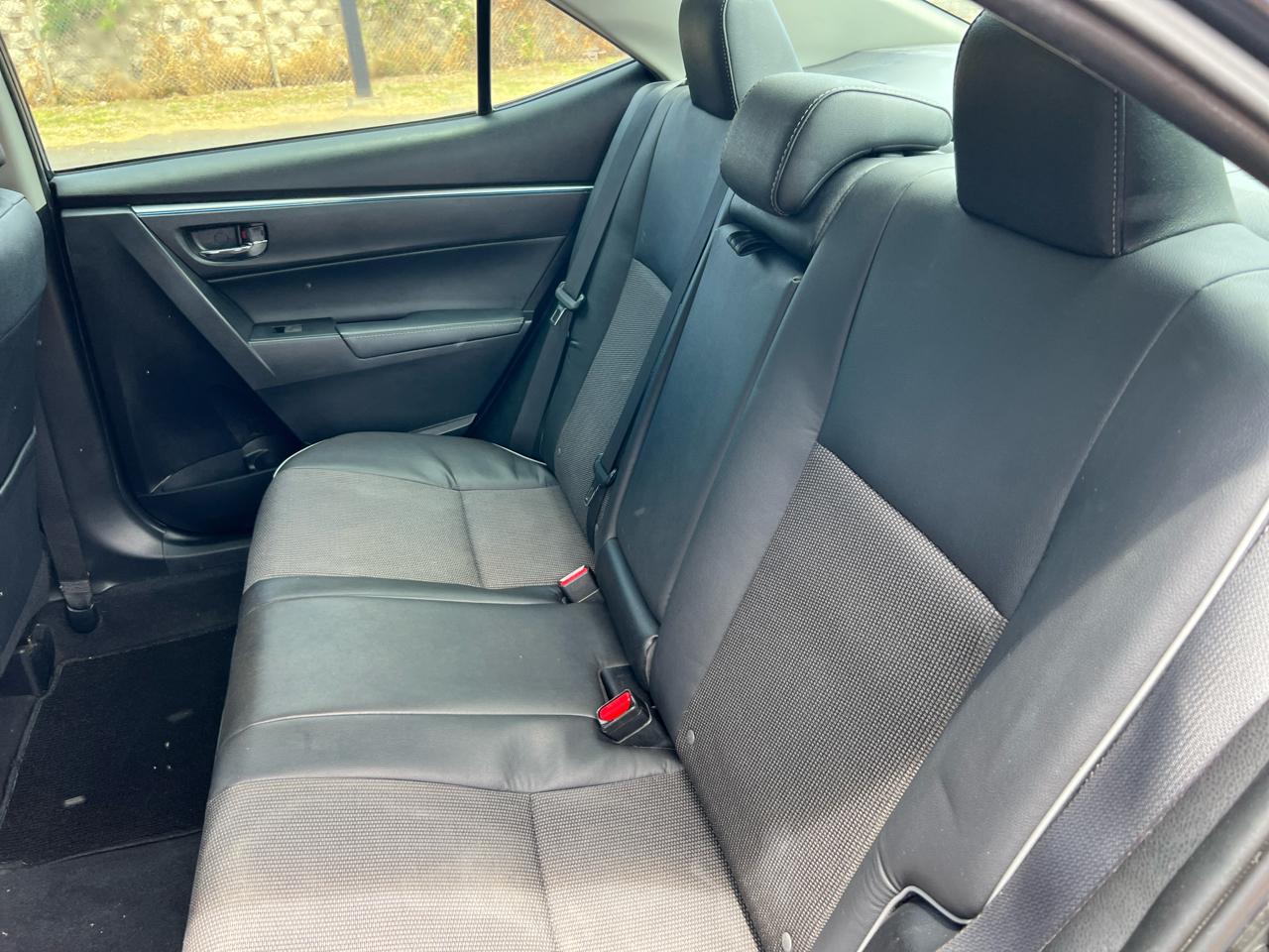 Toyota Corolla S Premium CVT 2015