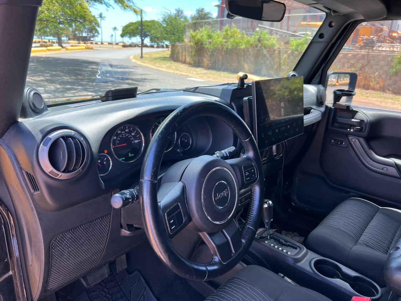 Jeep Wrangler Unlimited Sport 4WD 2011