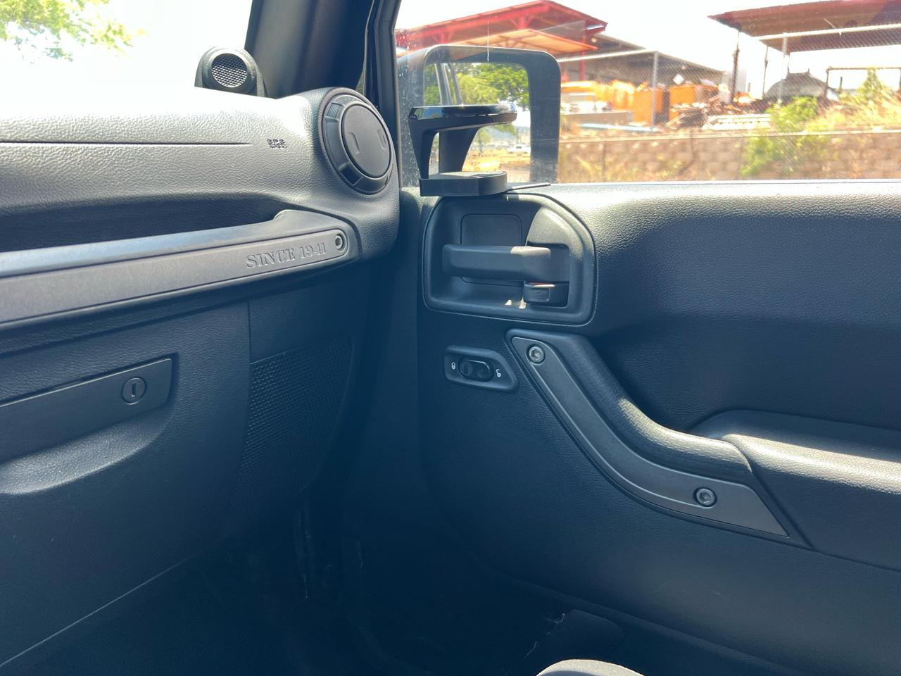 Jeep Wrangler Unlimited Sport 4WD 2011