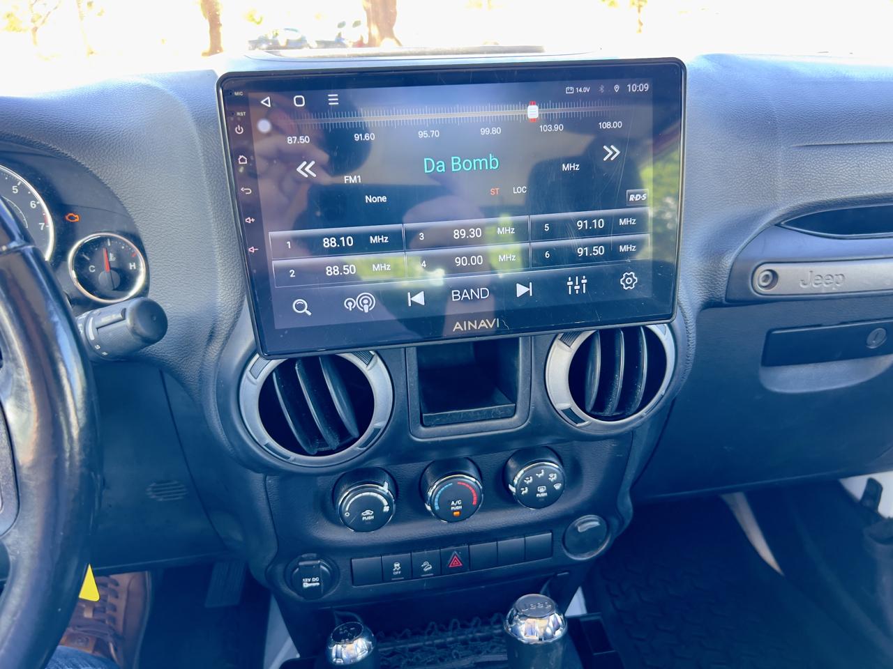 Jeep Wrangler Sport 4WD 2015