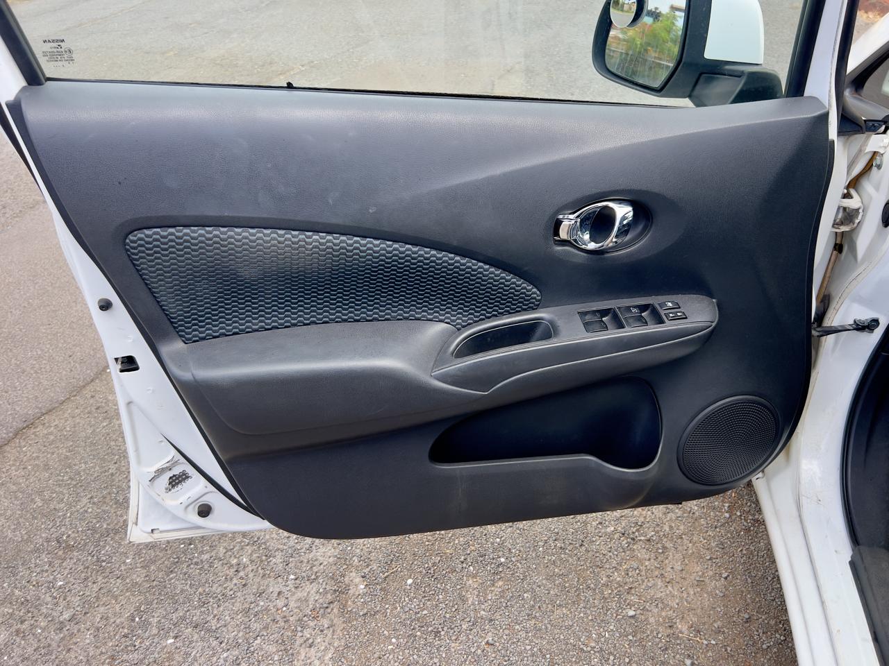 Nissan Versa Note SV 2014