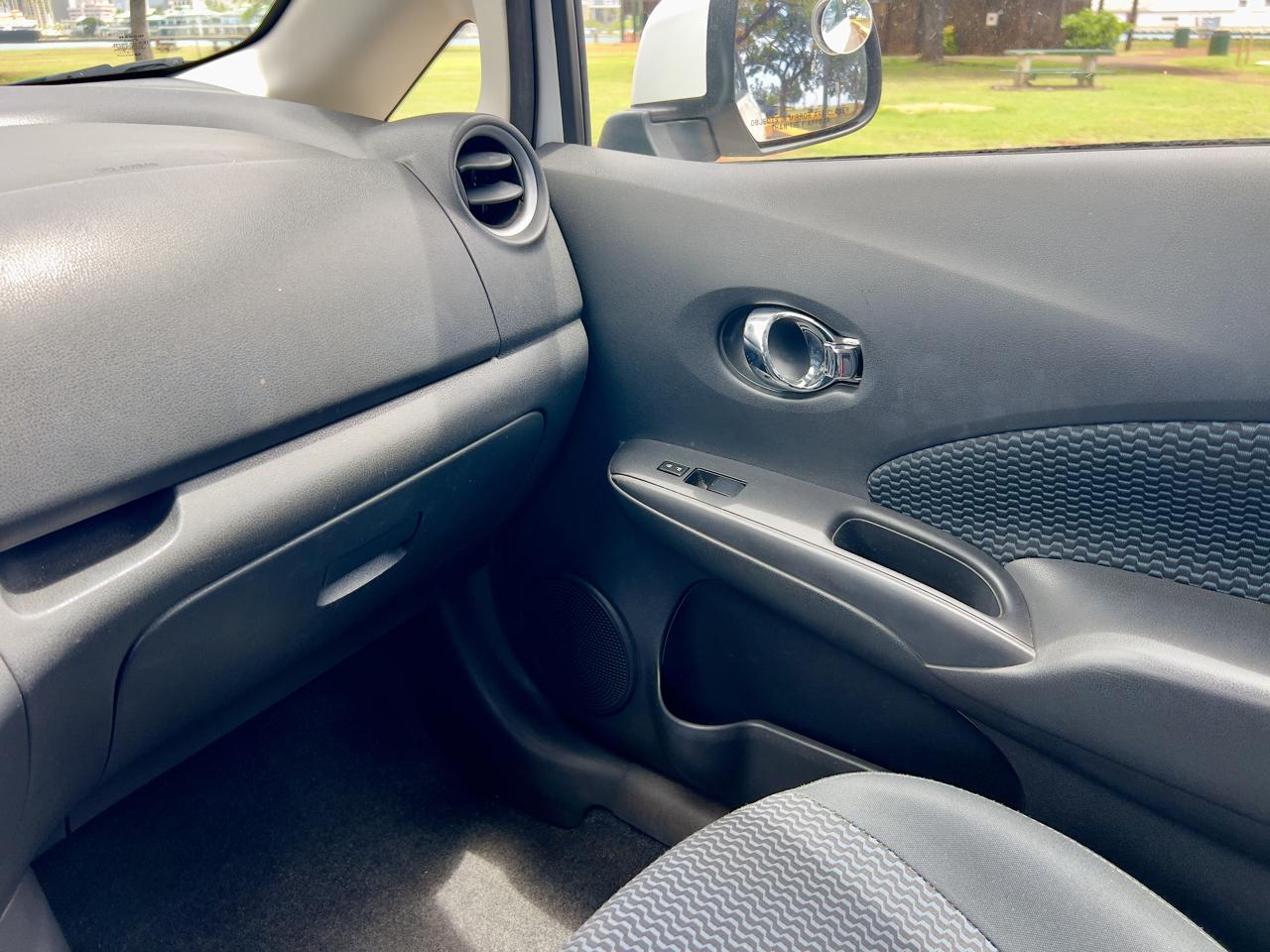 Nissan Versa Note SV 2014