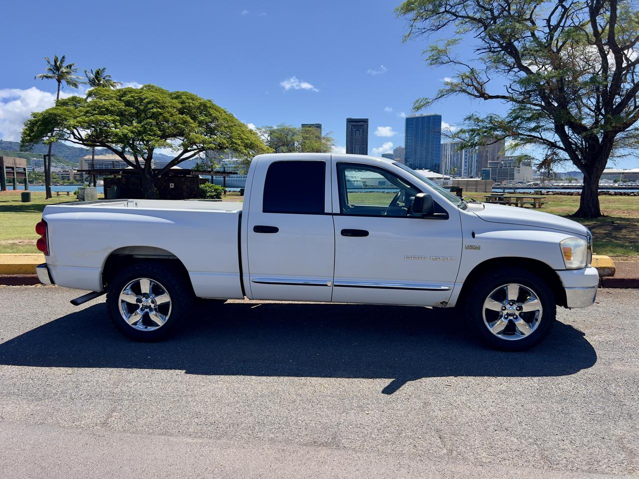 Dodge Ram 1500 SLT Quad Cab 2WD 2007