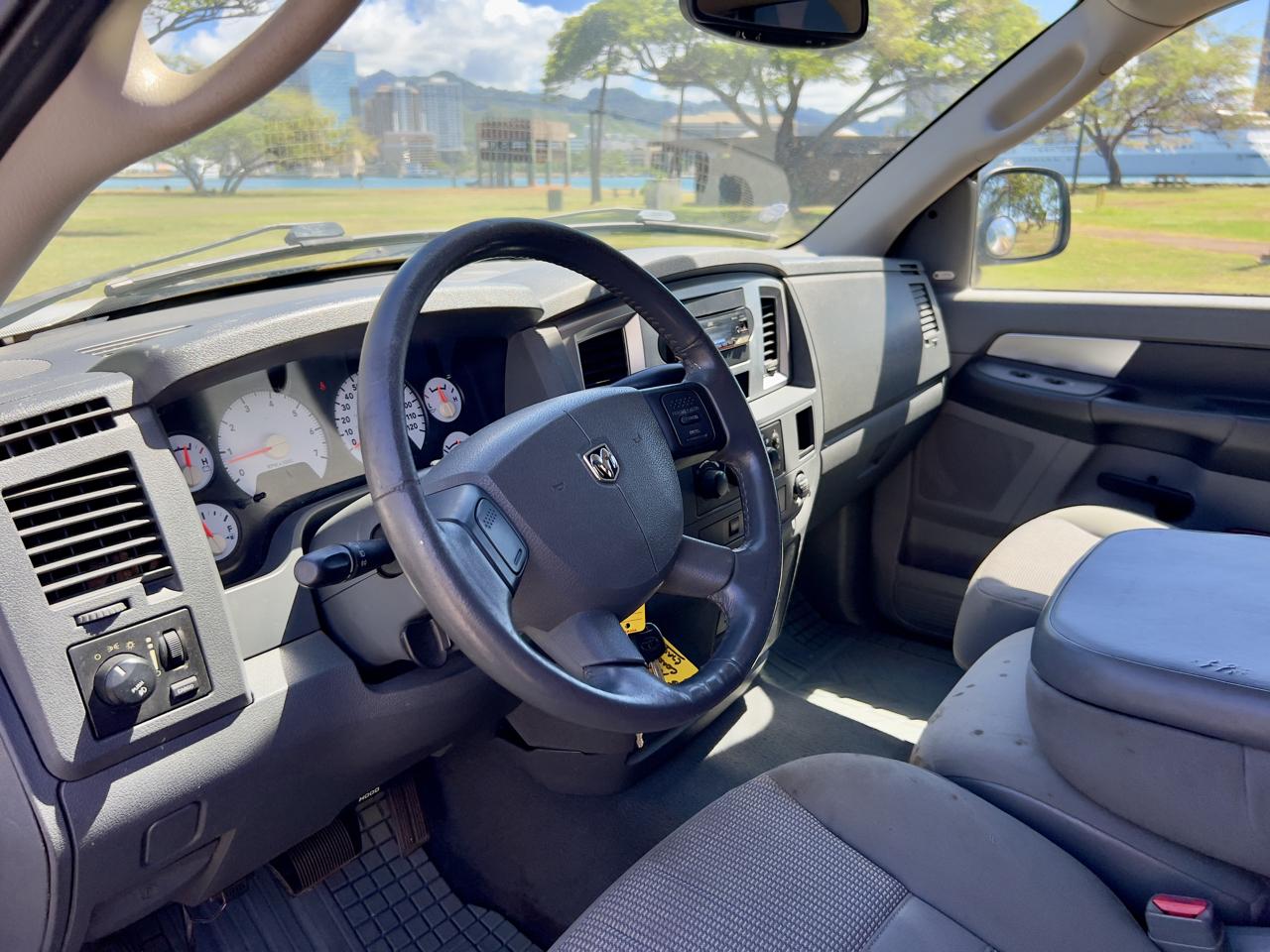 Dodge Ram 1500 SLT Quad Cab 2WD 2007