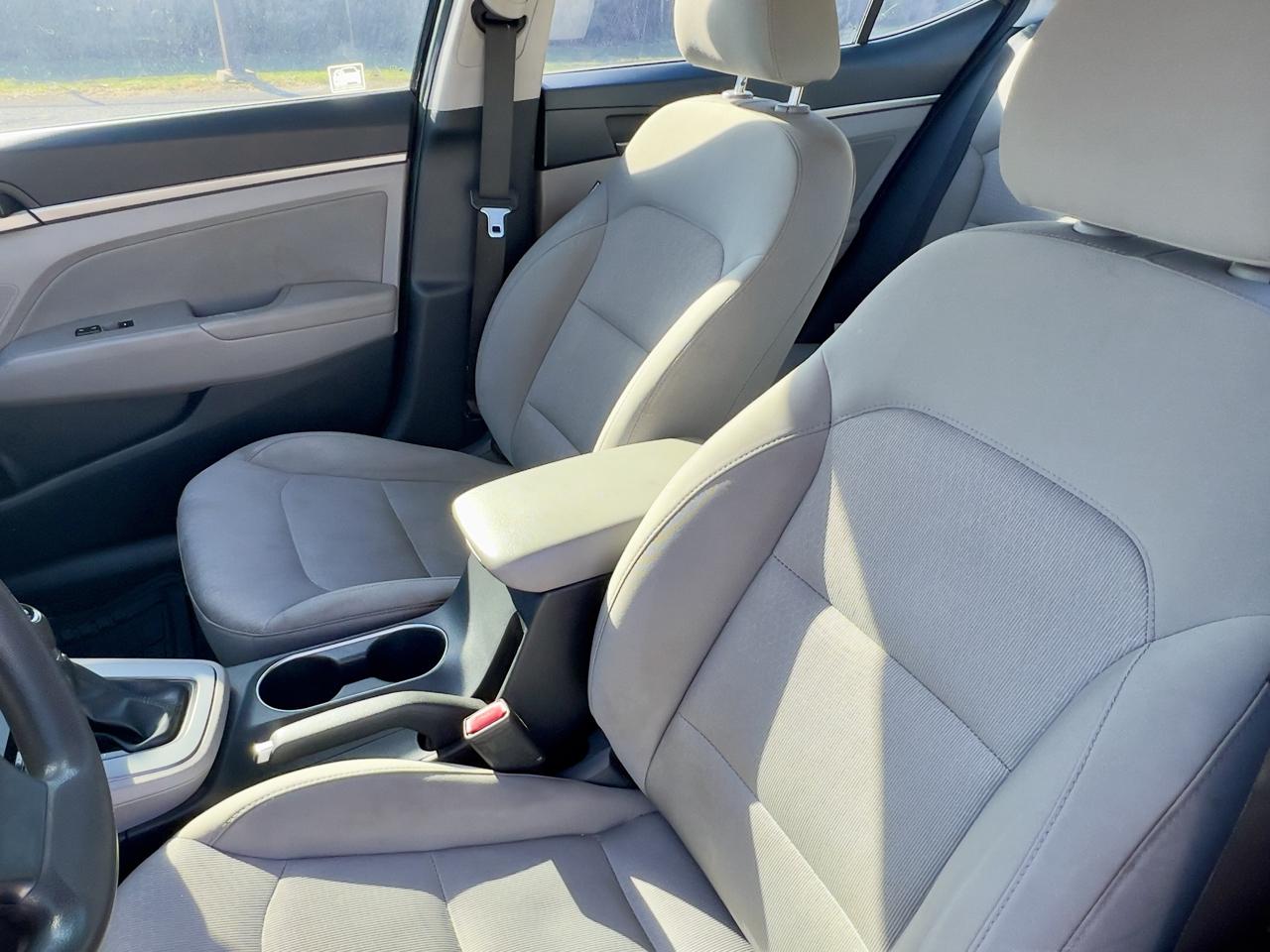 Hyundai Elantra 4dr Sdn Auto SE PZEV 2017