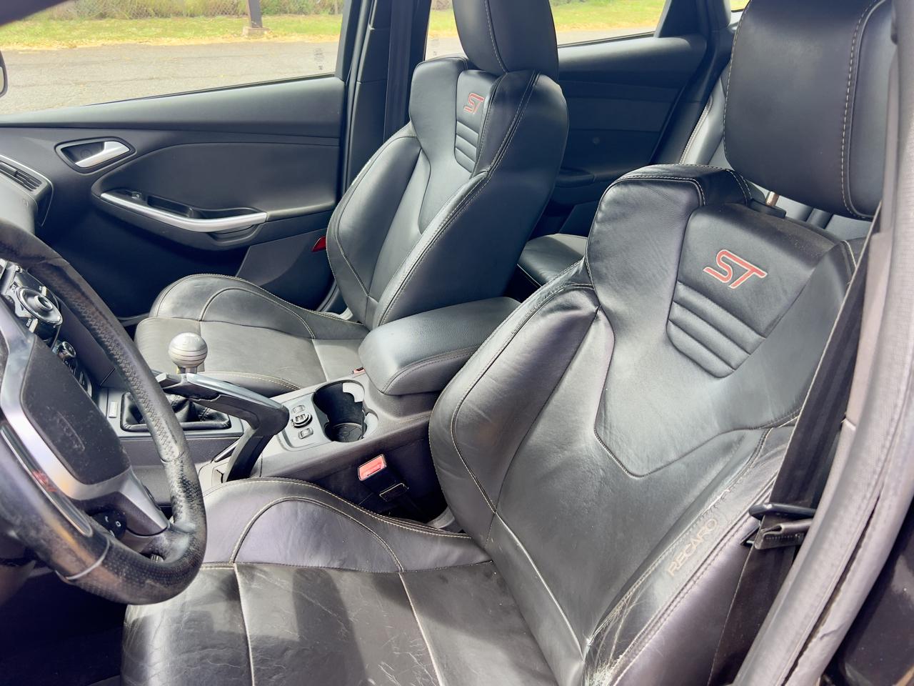 Ford Focus 5dr HB ST 2013