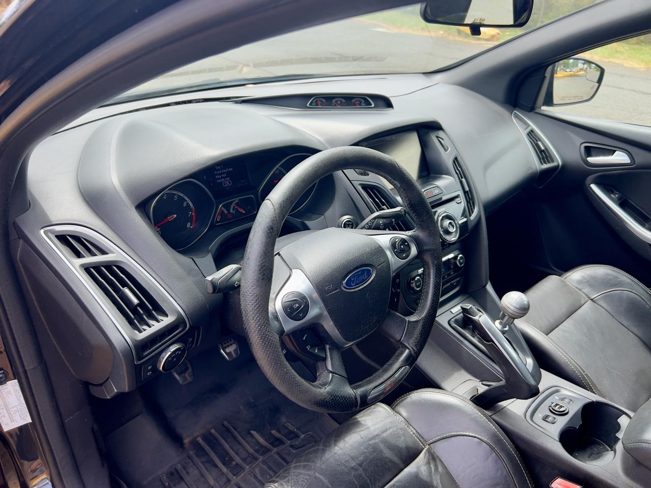 Ford Focus 5dr HB ST 2013