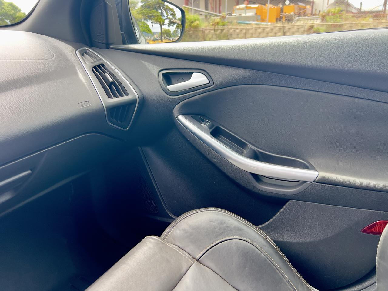 Ford Focus 5dr HB ST 2013