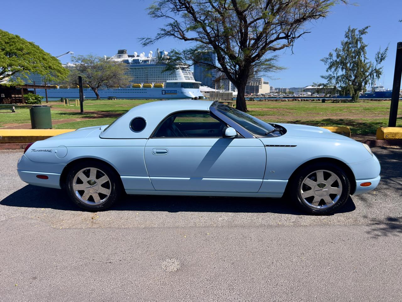 Ford Thunderbird Premium with removable top 2003
