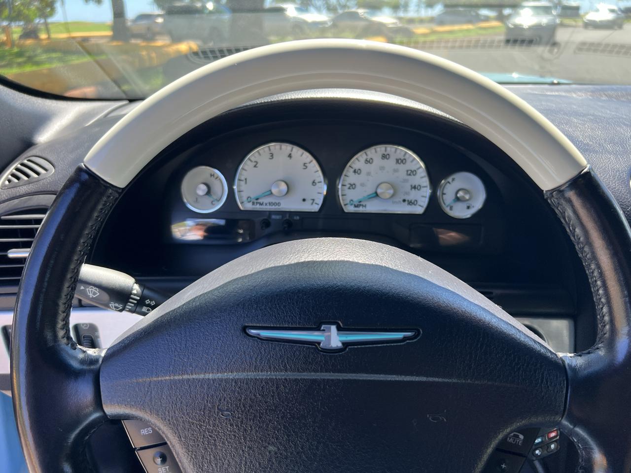 Ford Thunderbird Premium with removable top 2003