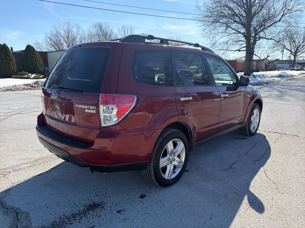 Subaru Forester 2.5X Premium 2010