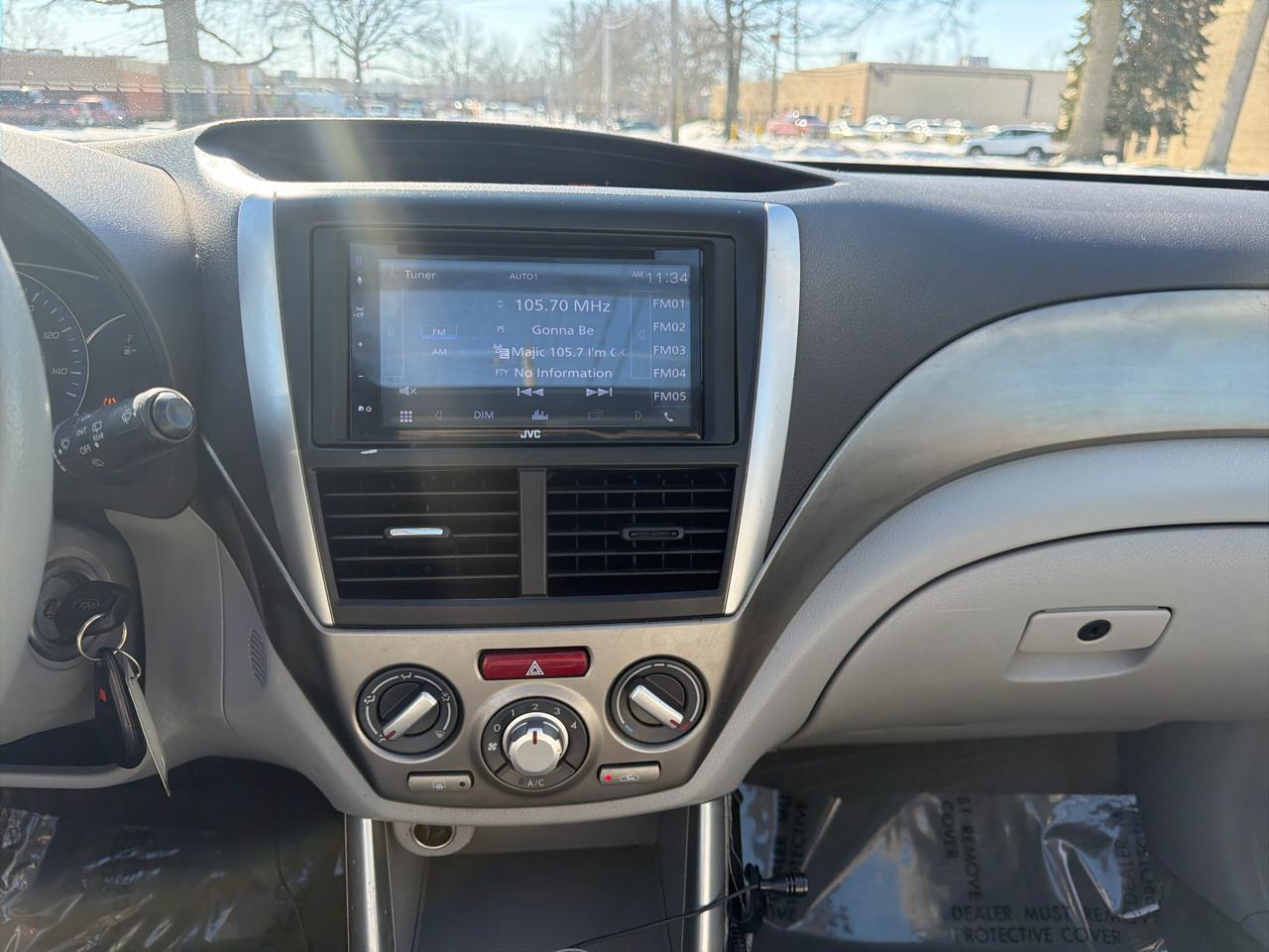 Subaru Forester 2.5X Premium 2010