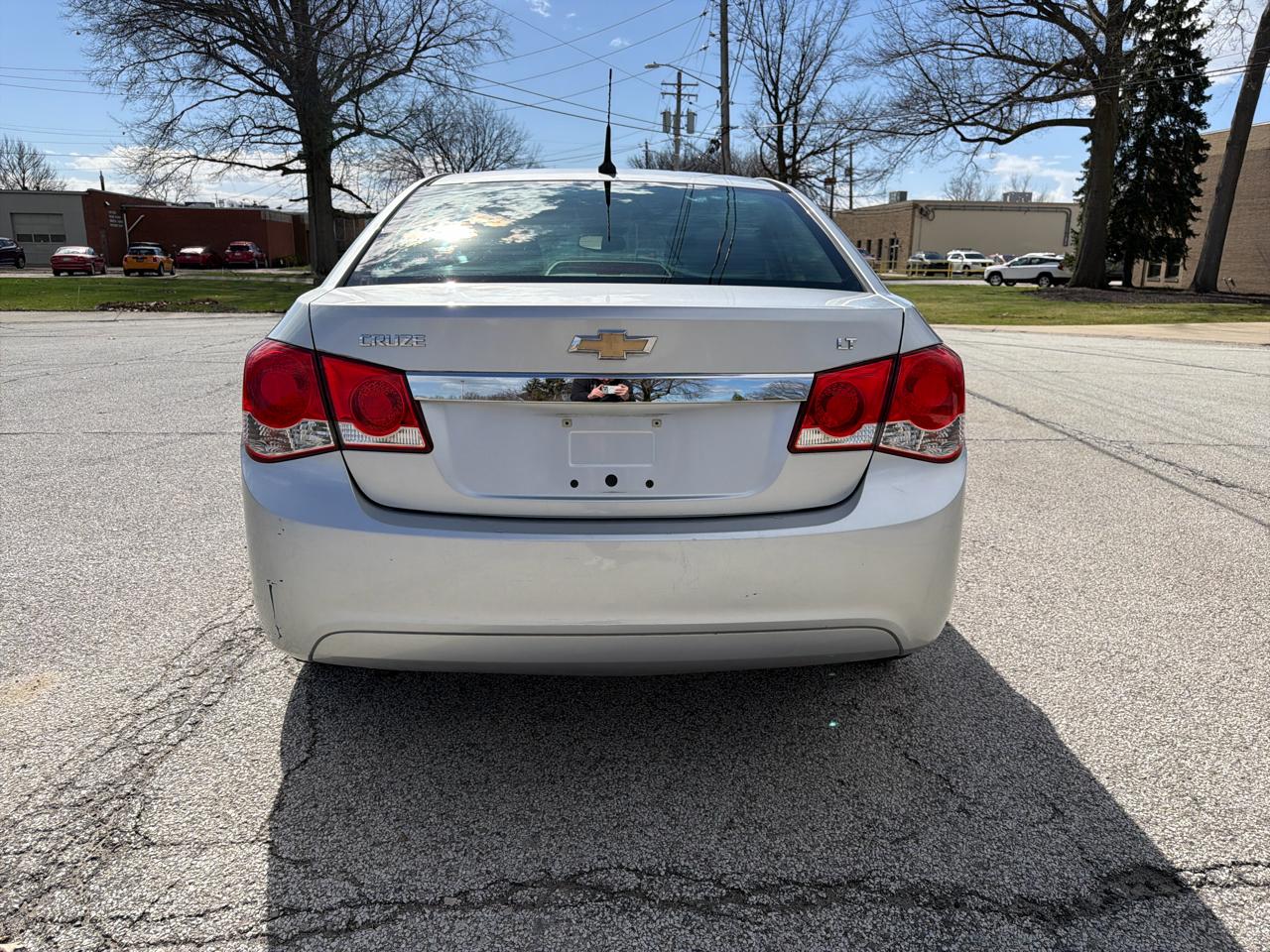 Chevrolet Cruze 1LT 2012