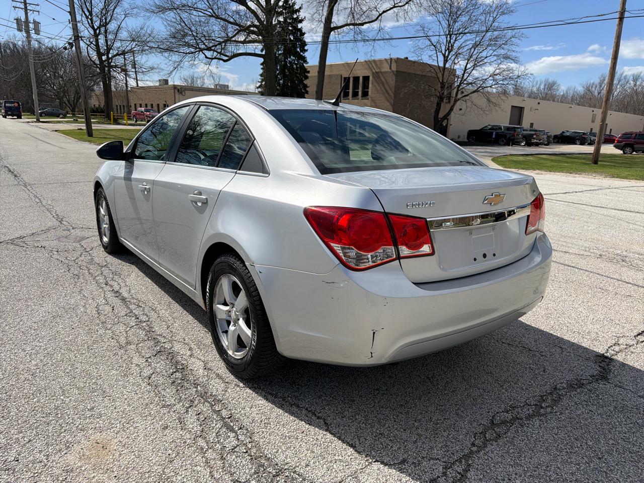 Chevrolet Cruze 1LT 2012