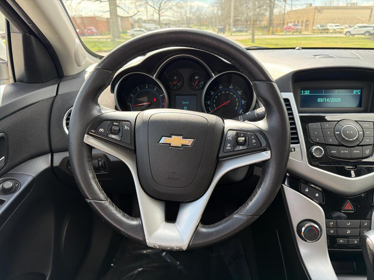 Chevrolet Cruze 1LT 2012
