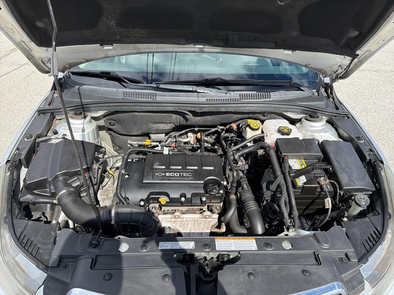 Chevrolet Cruze 1LT 2012