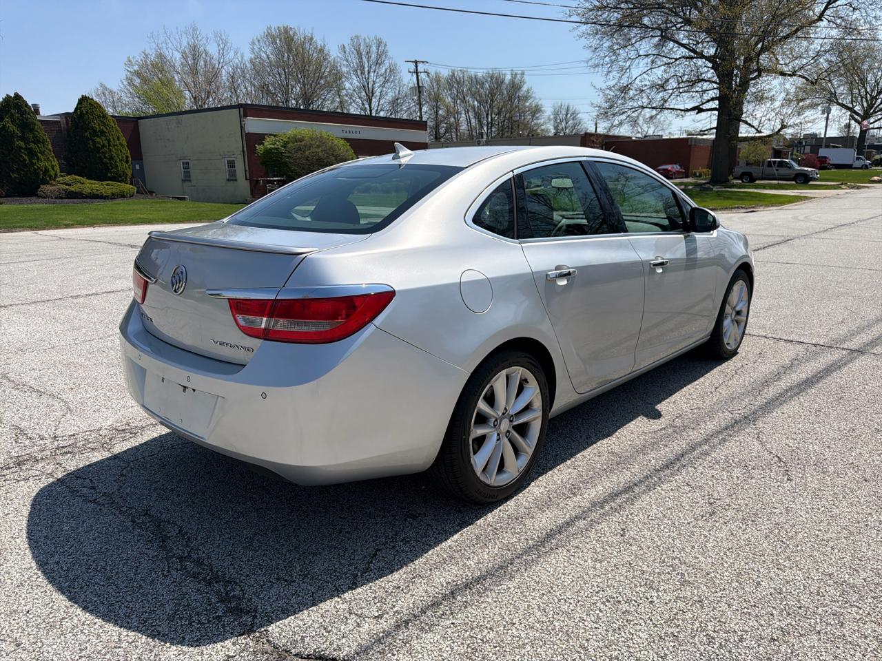 Buick Verano Convenience 2012