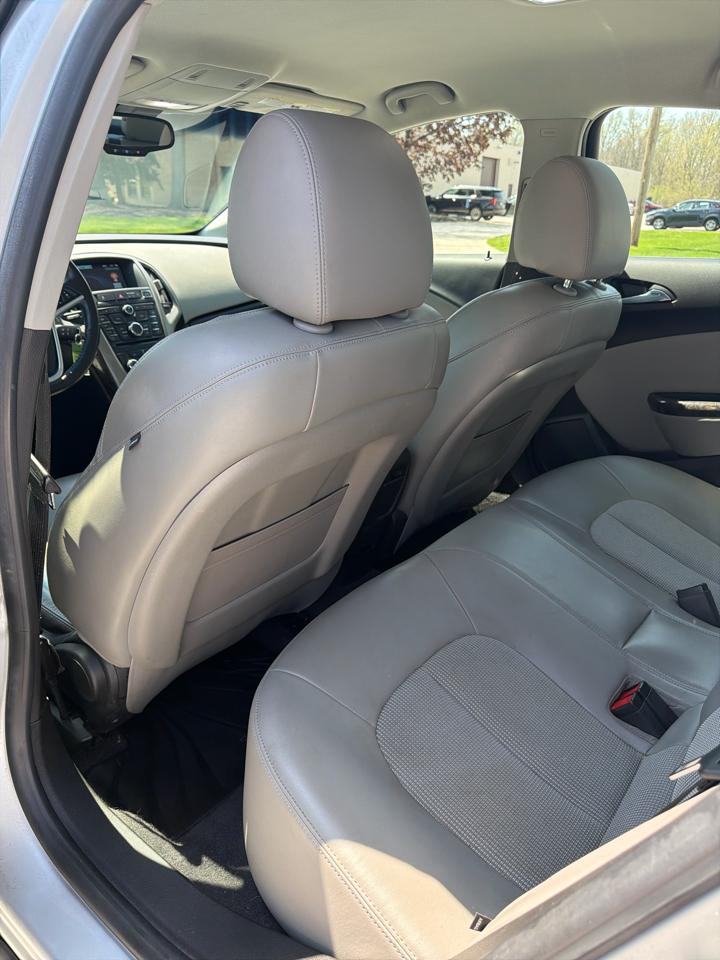 Buick Verano Convenience 2012