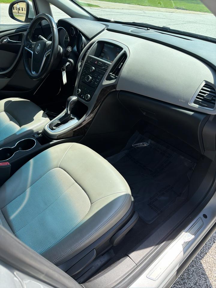 Buick Verano Convenience 2012