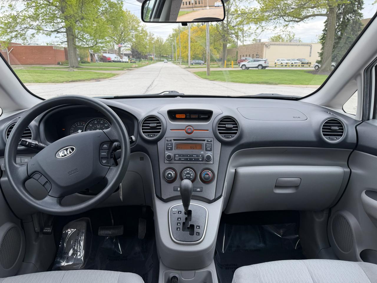 Kia Rondo LX V6 2008