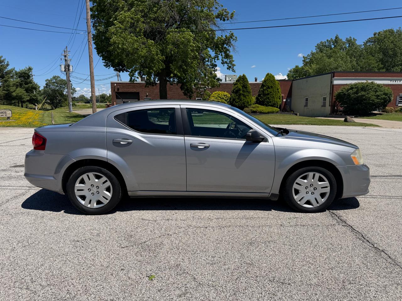 Dodge Avenger Base 2013