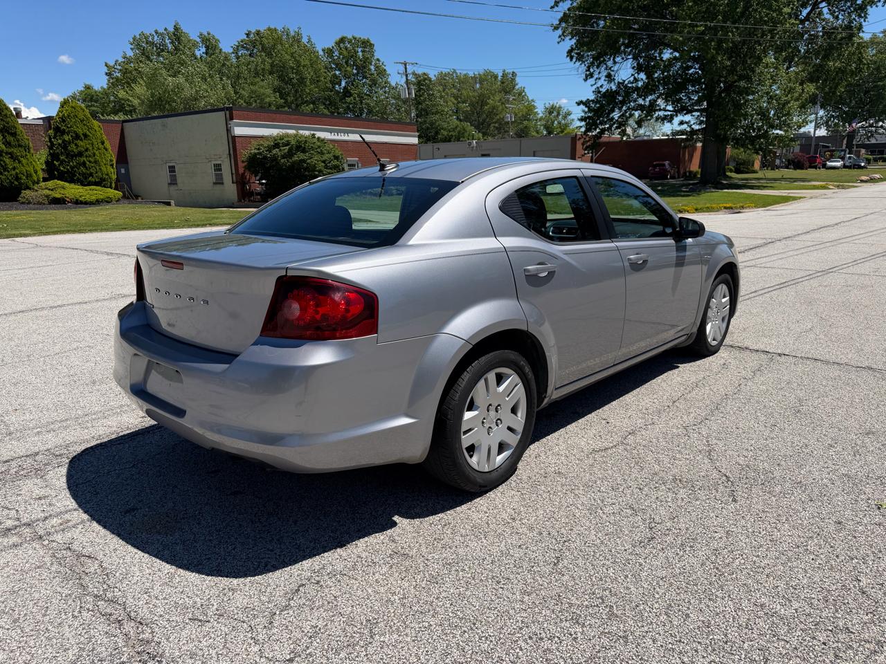 Dodge Avenger Base 2013
