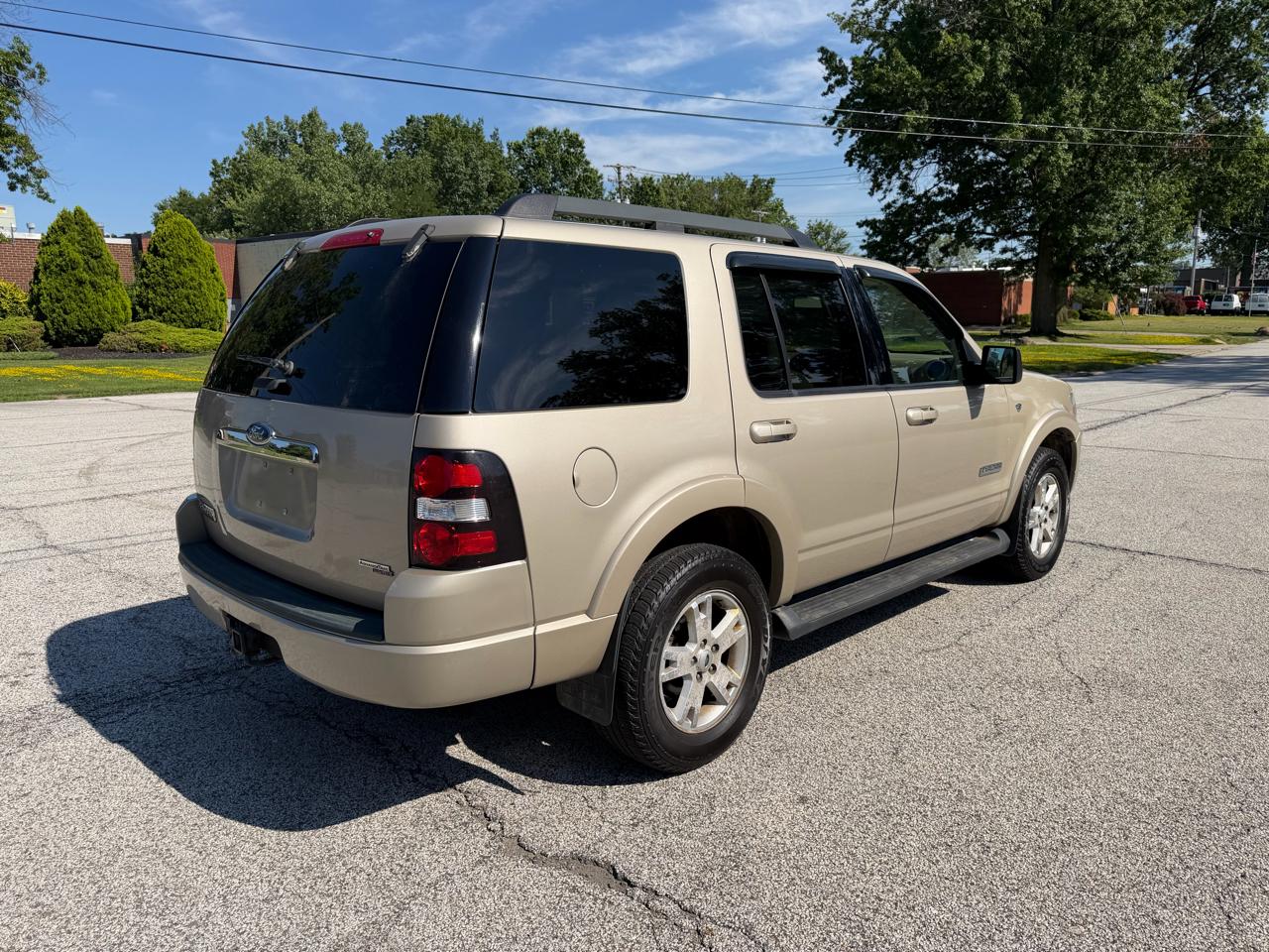 Ford Explorer XLT 4.6L 4WD 2007