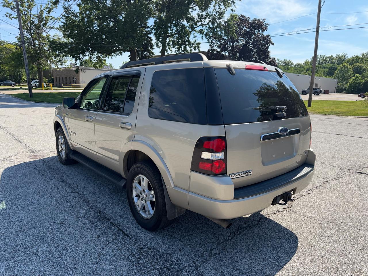 Ford Explorer XLT 4.6L 4WD 2007