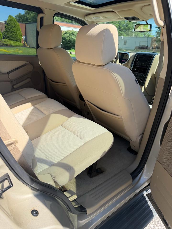 Ford Explorer XLT 4.6L 4WD 2007