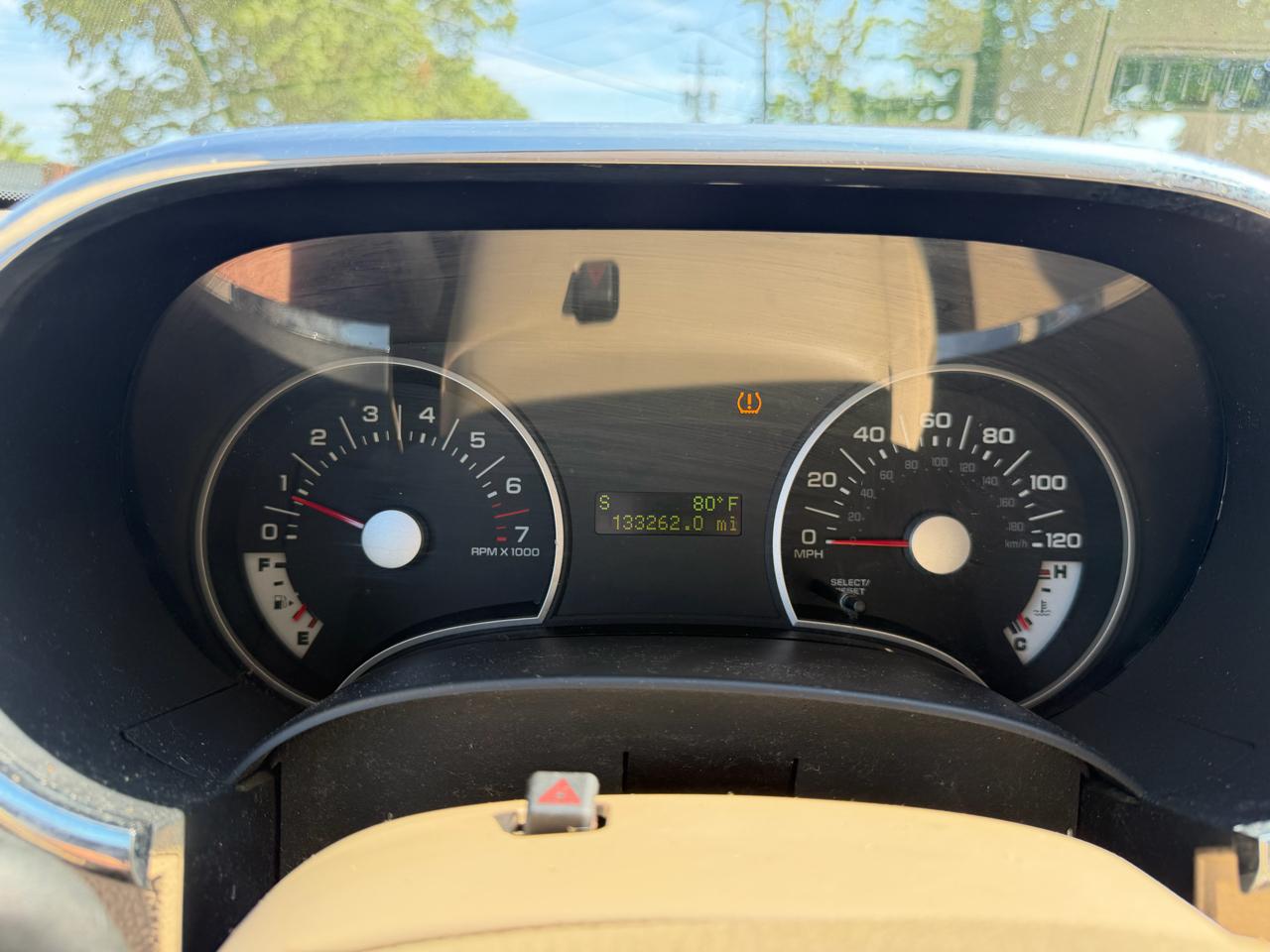 Ford Explorer XLT 4.6L 4WD 2007