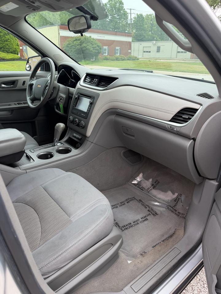 Chevrolet Traverse LS AWD w/PDC 2014