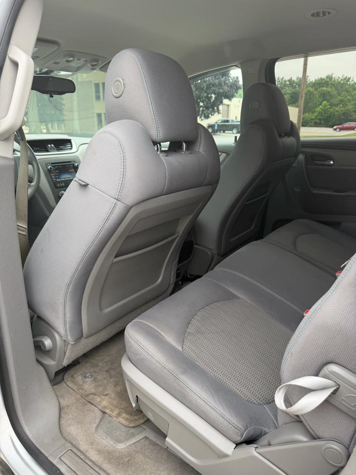 Chevrolet Traverse LS AWD w/PDC 2014