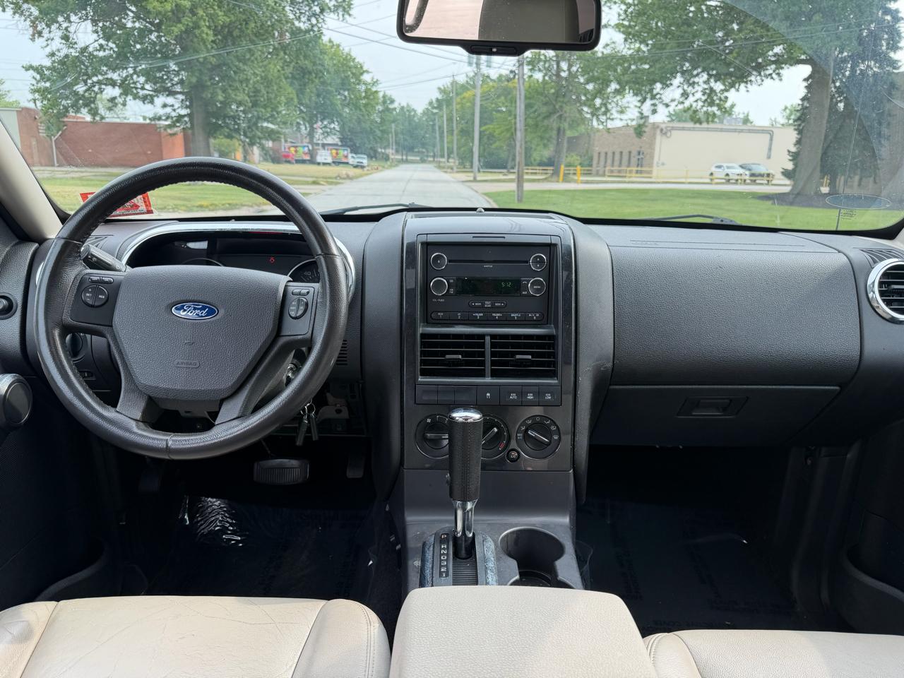 Ford Explorer XLT 4.0L 4WD 2008