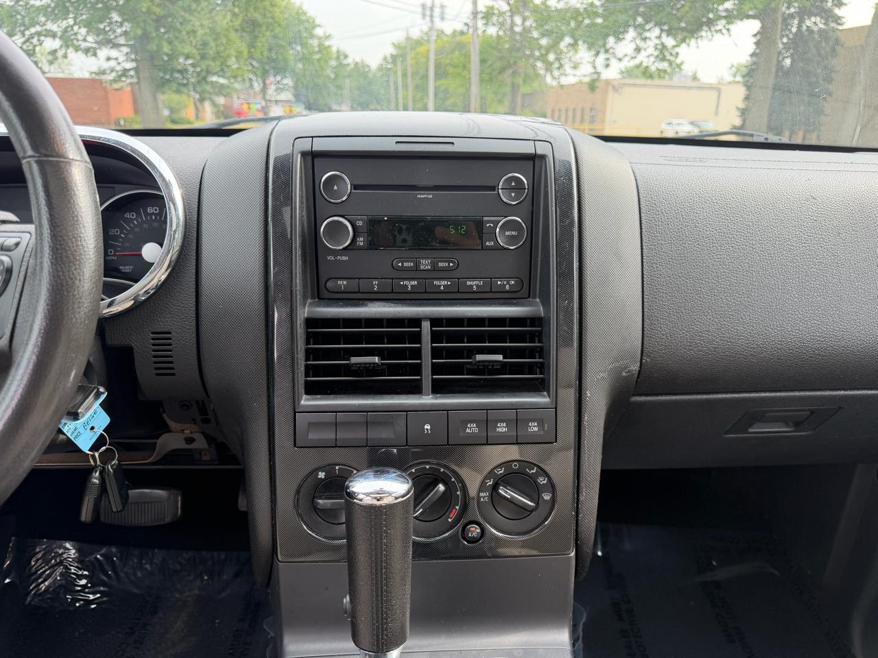 Ford Explorer XLT 4.0L 4WD 2008