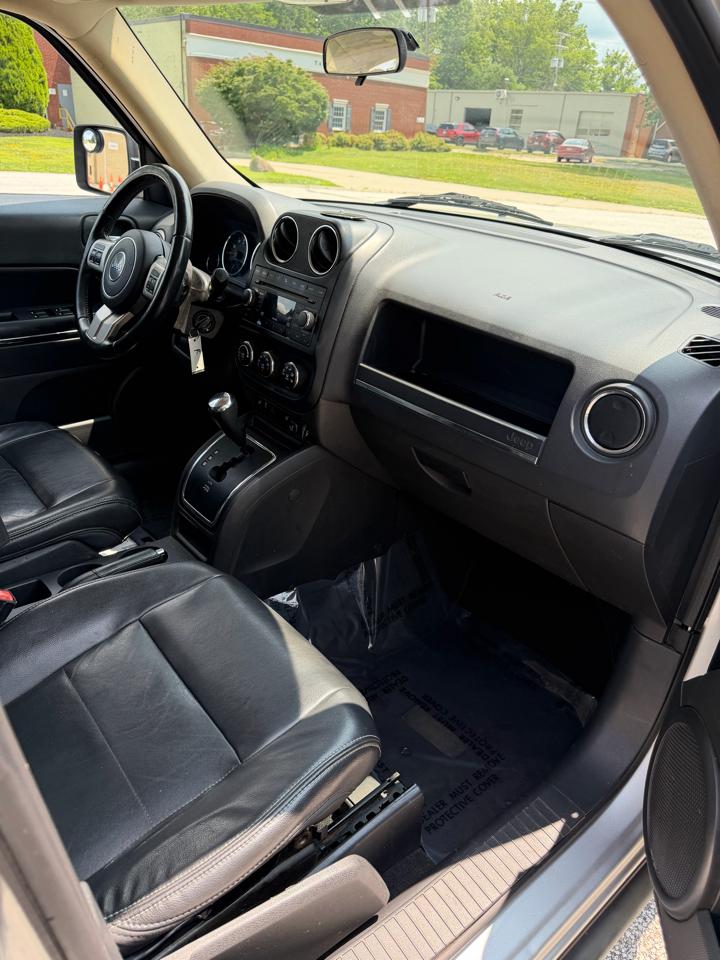 Jeep Patriot Latitude X 4WD 2011