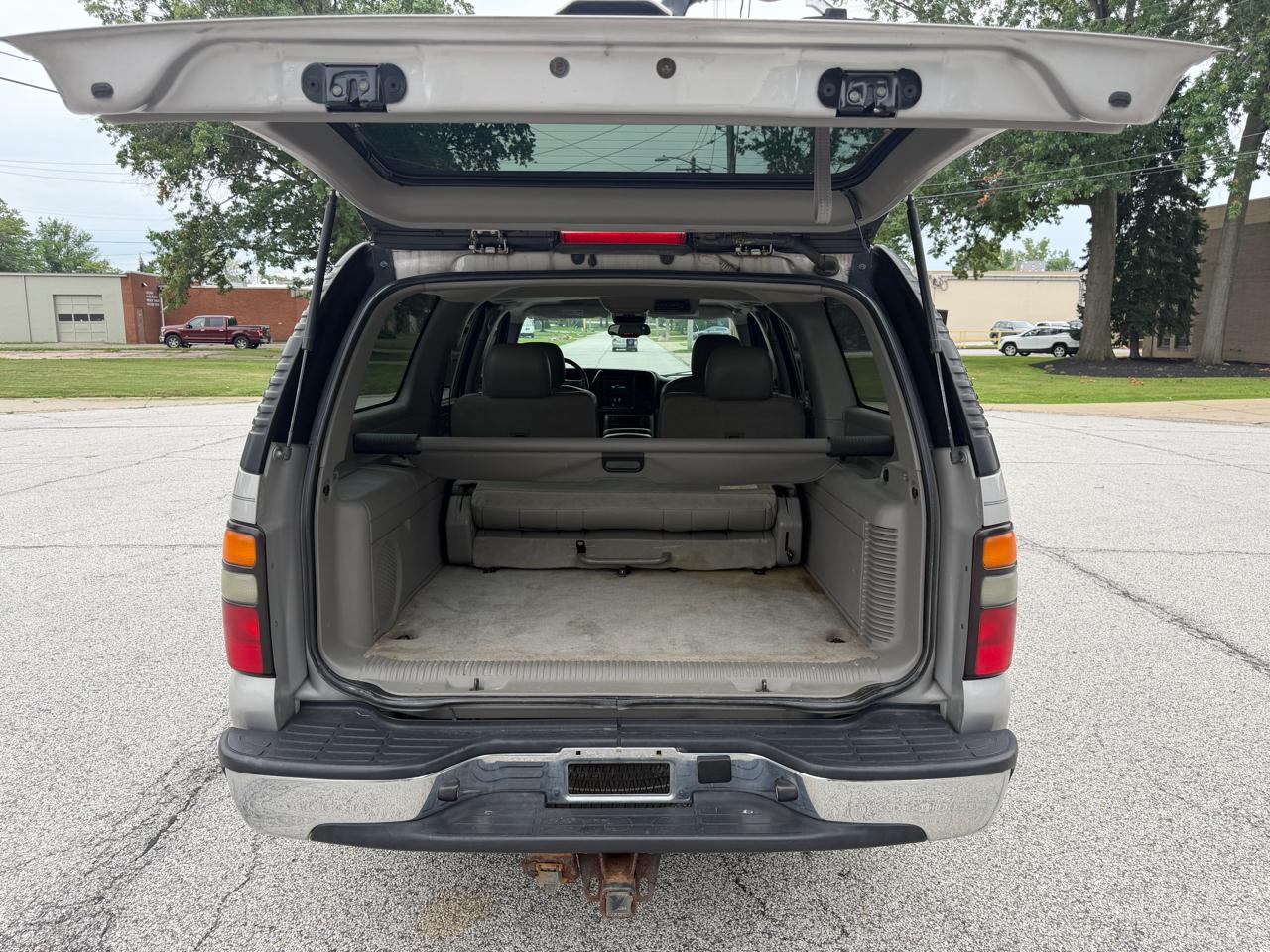 GMC Yukon XL SL 1500 2WD 2006