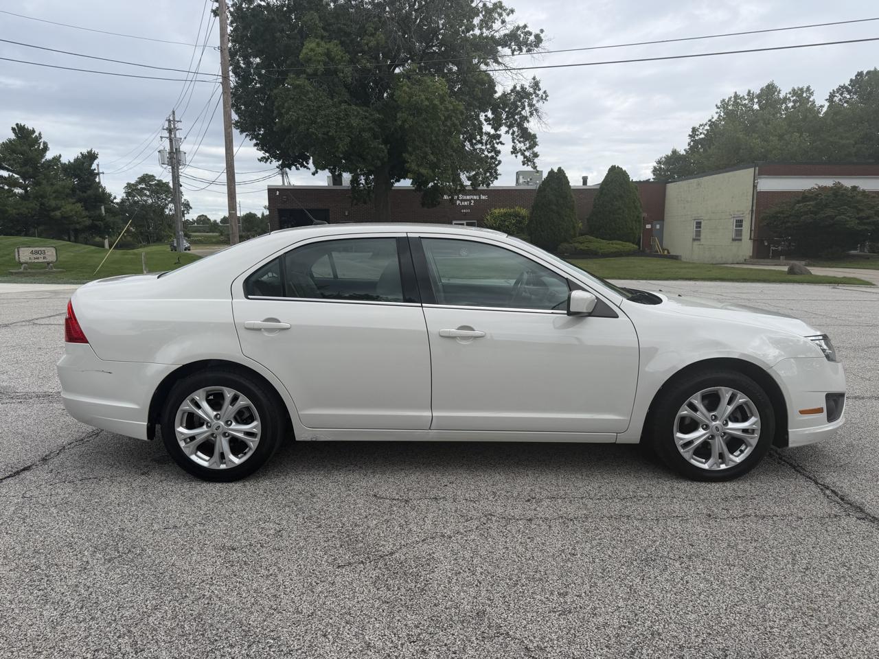 Ford Fusion SE 2012