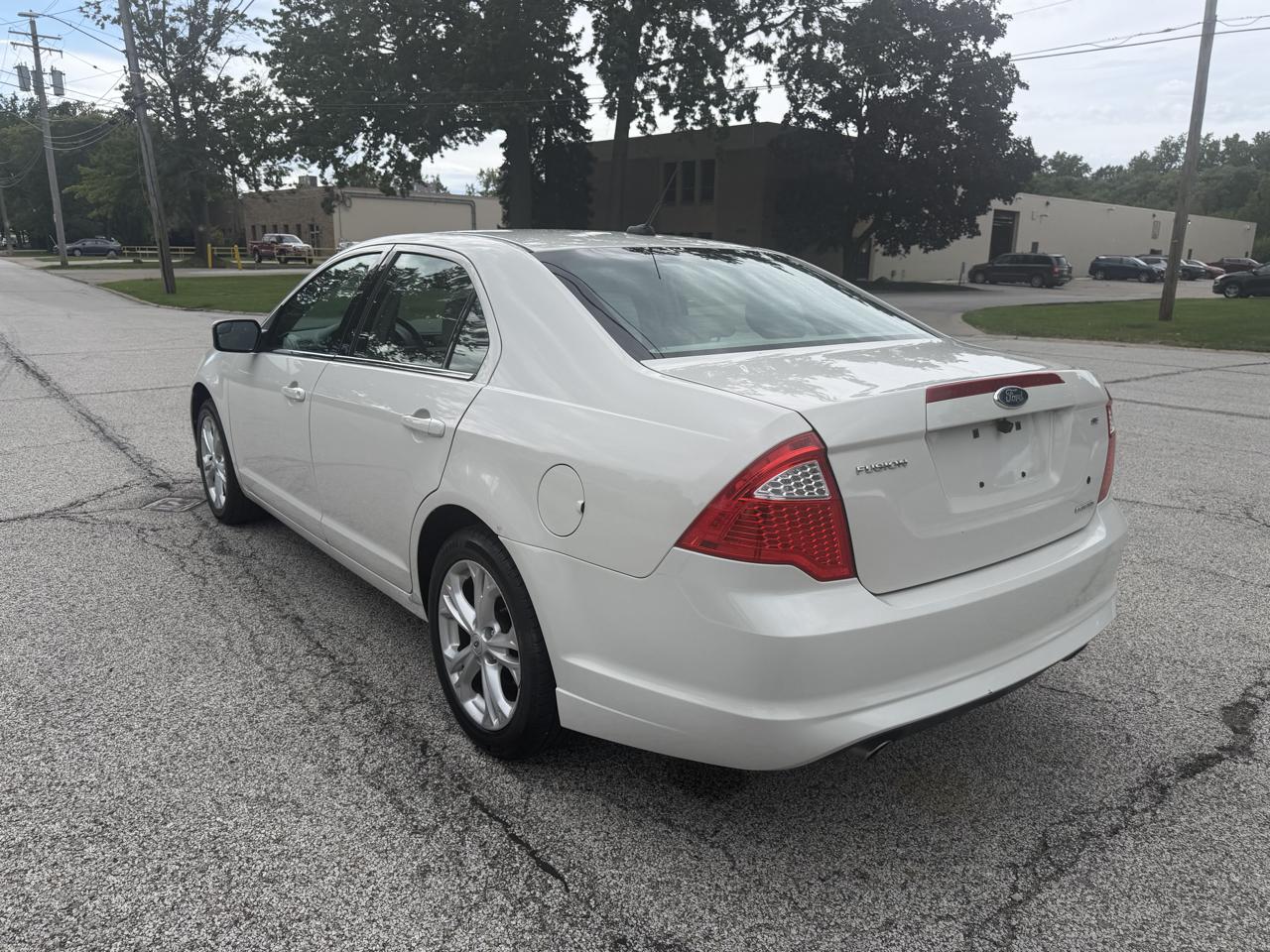 Ford Fusion SE 2012