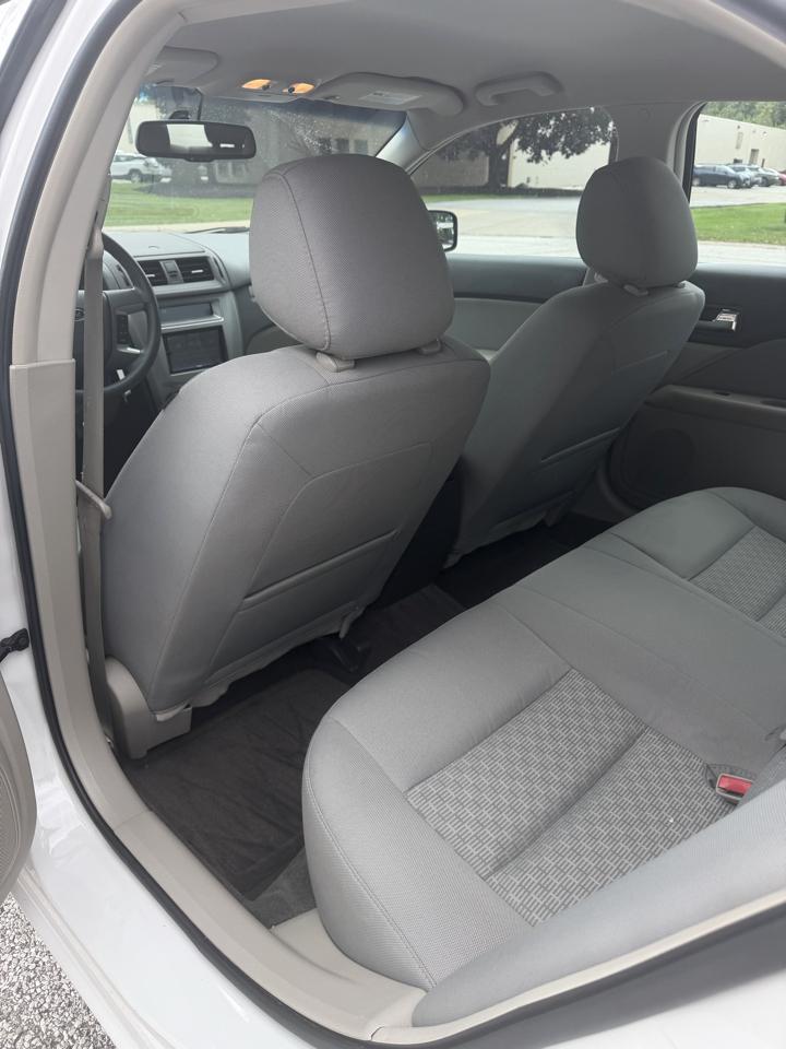 Ford Fusion SE 2012