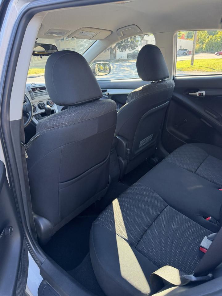Pontiac Vibe AWD 2009