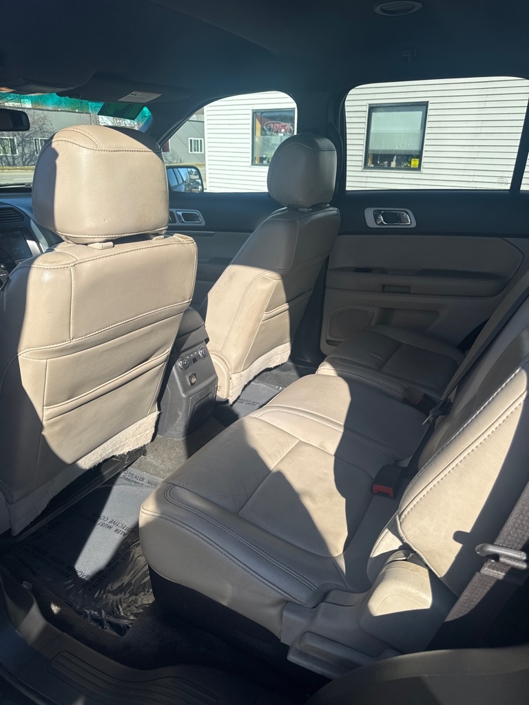 Ford Explorer XLT FWD 2014