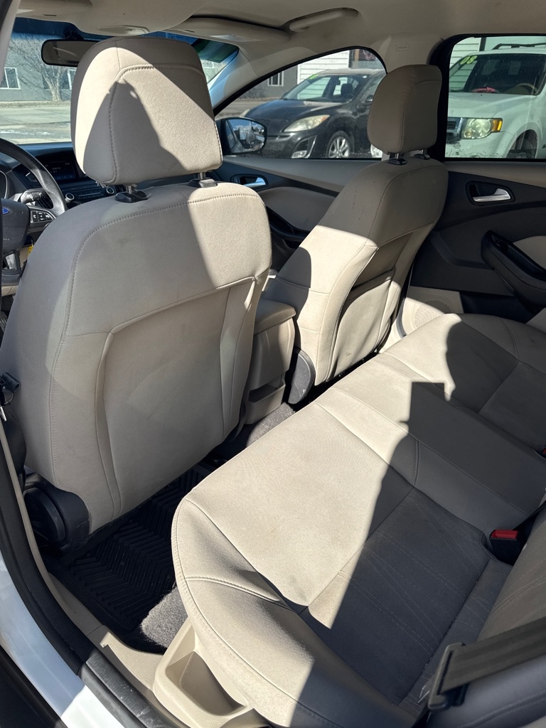 Ford Focus SE Sedan 2018