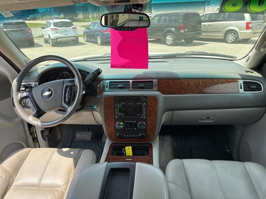 Chevrolet Suburban LS 1500 4WD 2008