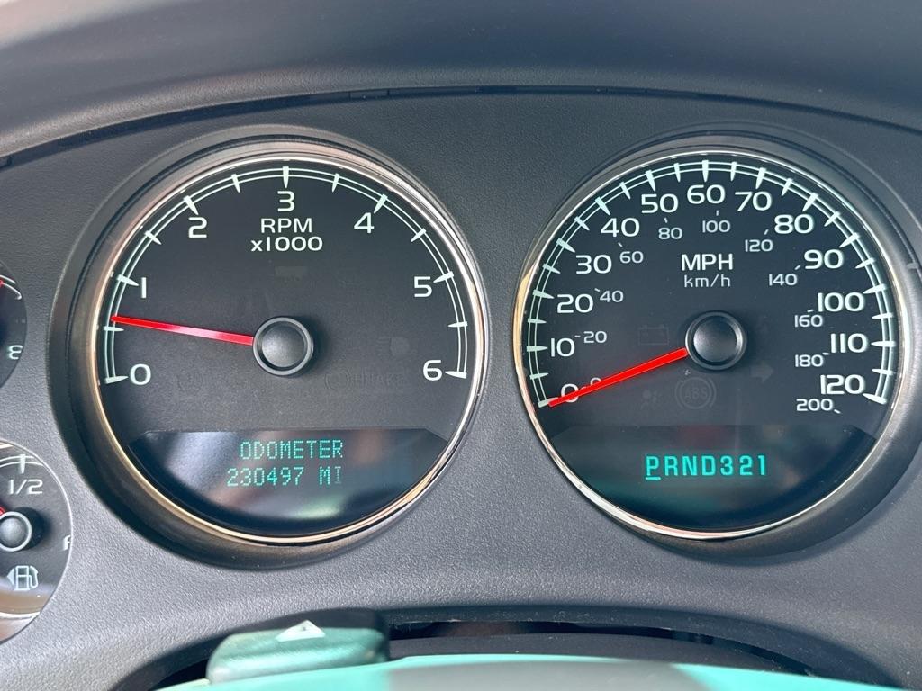 Chevrolet Suburban LS 1500 4WD 2008