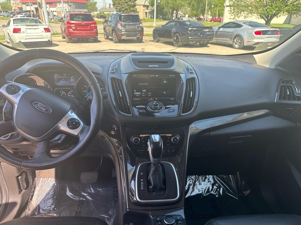 Ford Escape Titanium 4WD 2014