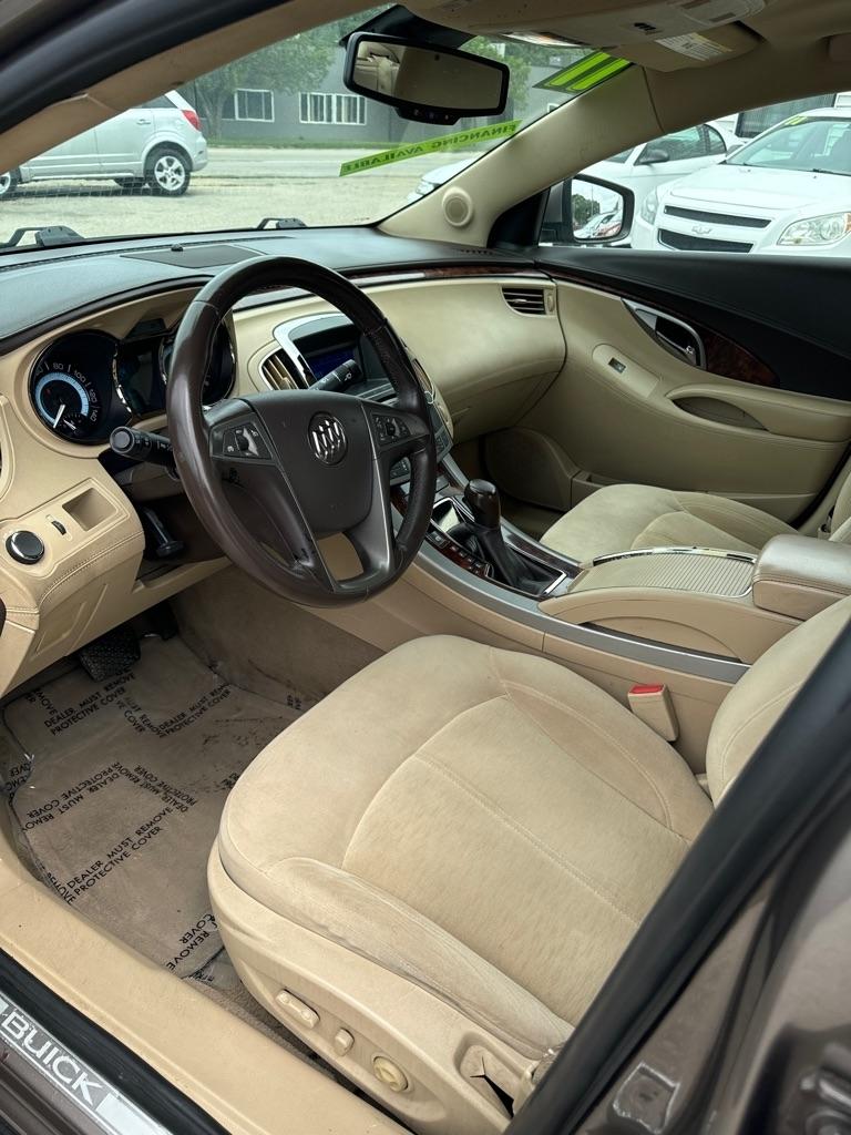 Buick LaCrosse CX 2011