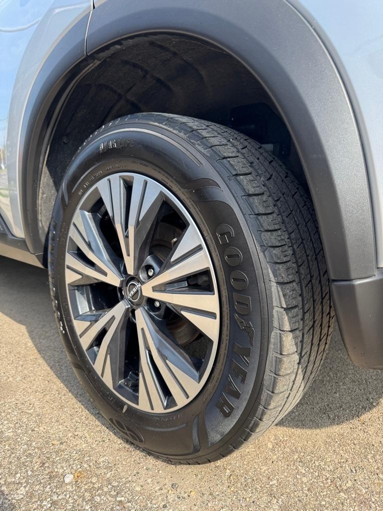 Nissan Rogue SV AWD 2023